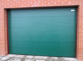 Секционные гаражные ворота Алютех серии Prestige 1750x1750 мм