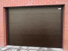 Секционные гаражные ворота Алютех серии Prestige 1750x6000 мм