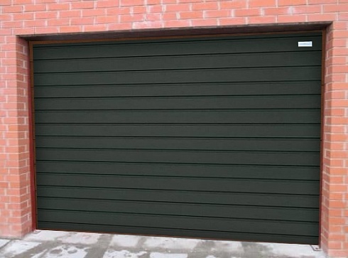 Секционные гаражные ворота Алютех серии Trend 2375x5625 мм
