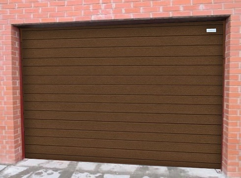 Секционные гаражные ворота Алютех серии Trend 2500x2375 мм