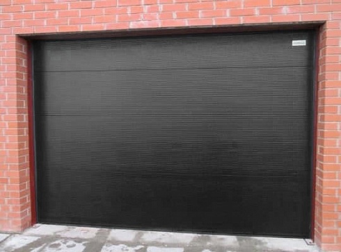 Секционные гаражные ворота Алютех серии Prestige 3250x5875 мм